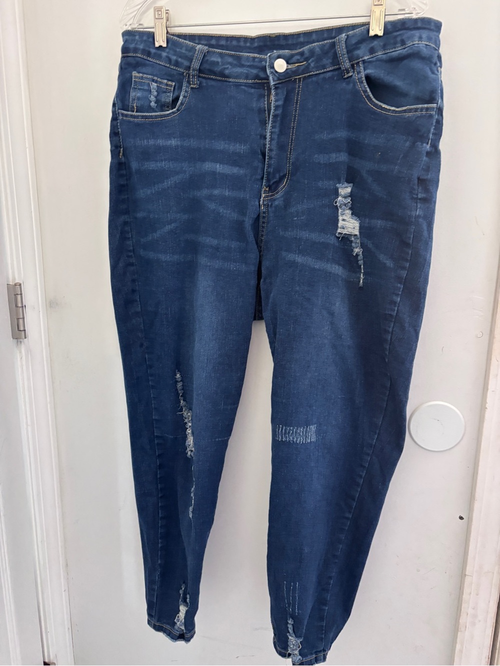 Dark Blue Distressed Women’s Jeans Stretch Capri Size XL 36 x 23